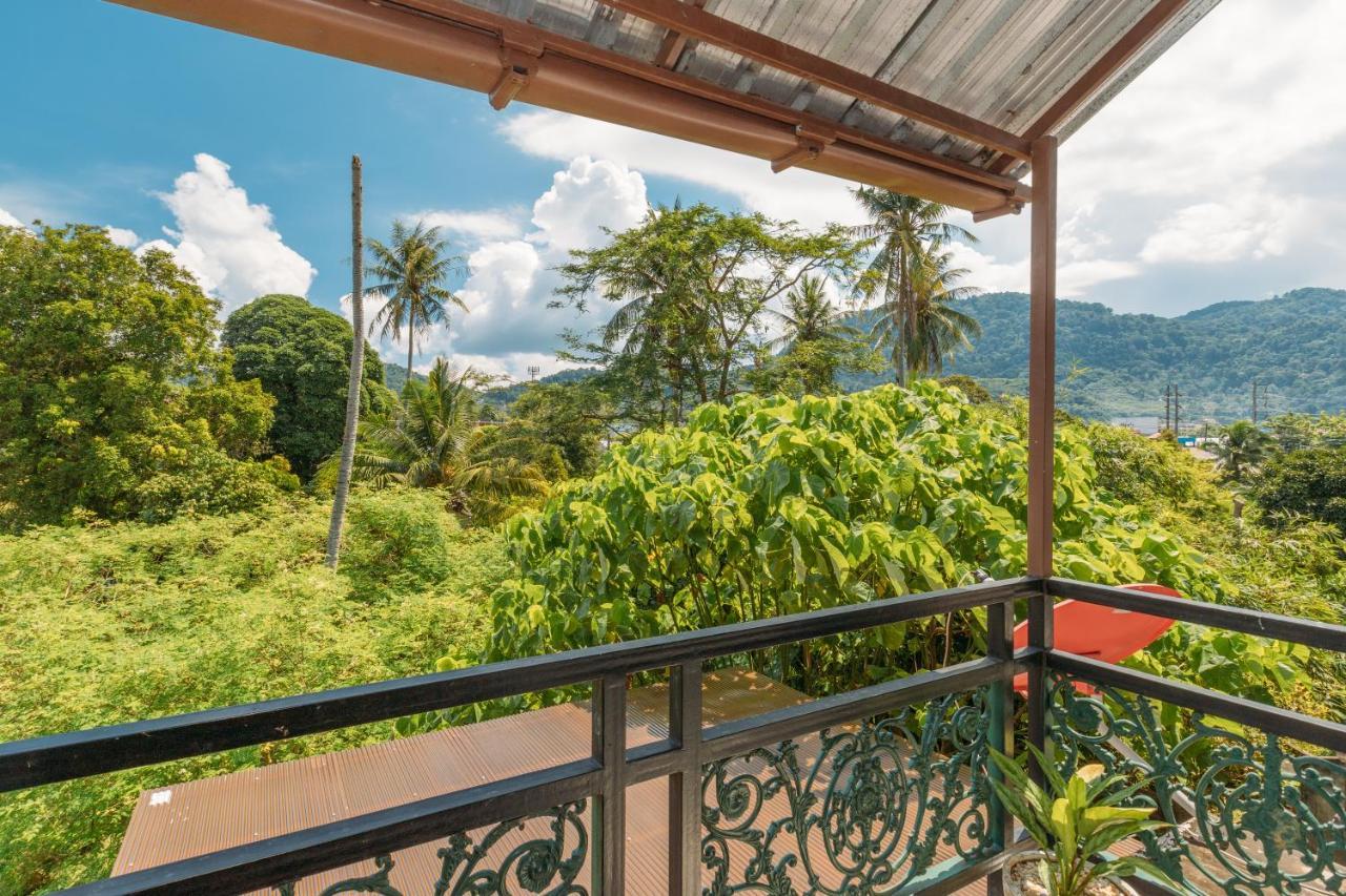 Botan Boutique Hotel Patong Екстериор снимка
