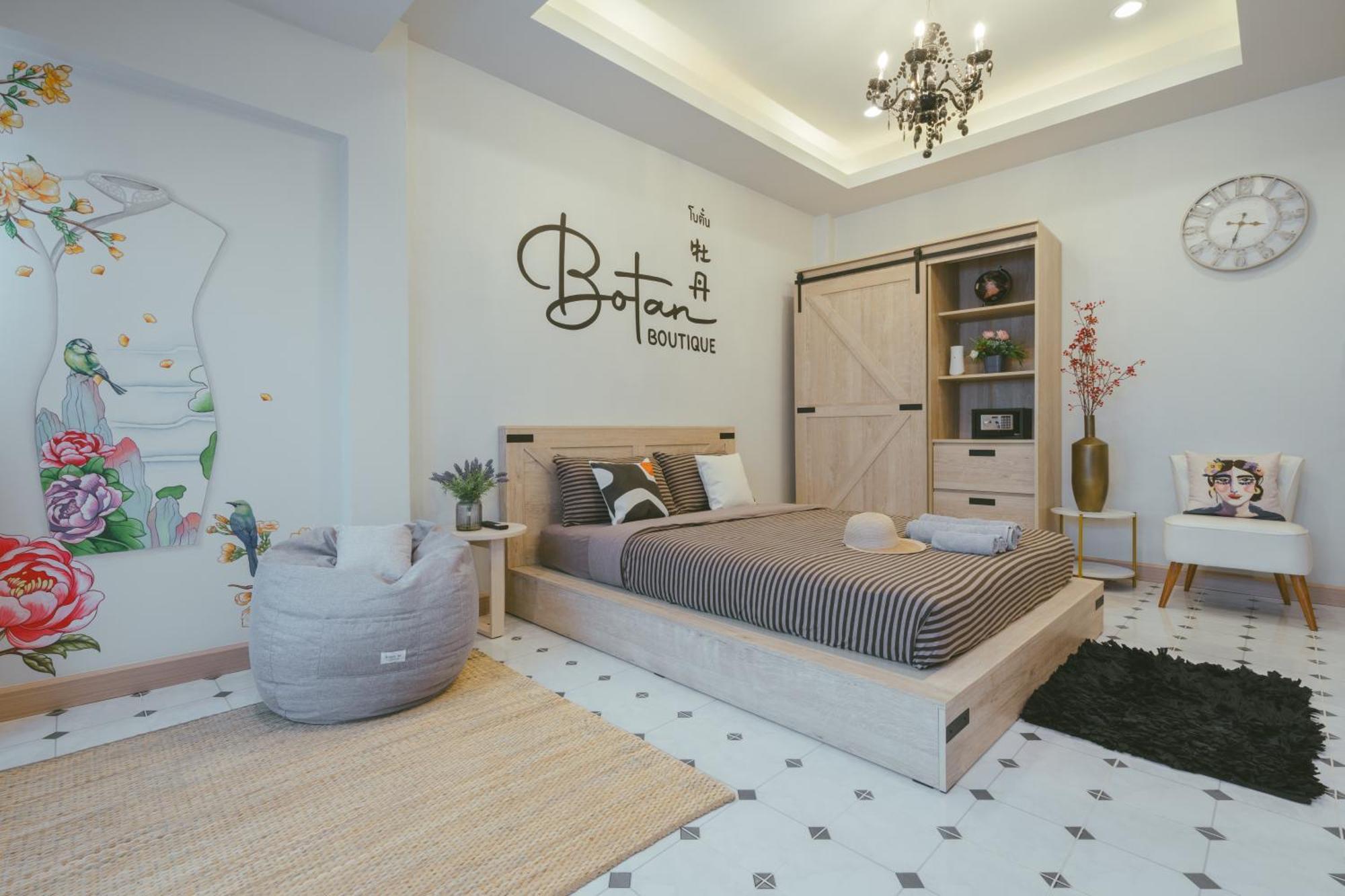 Botan Boutique Hotel Patong Екстериор снимка