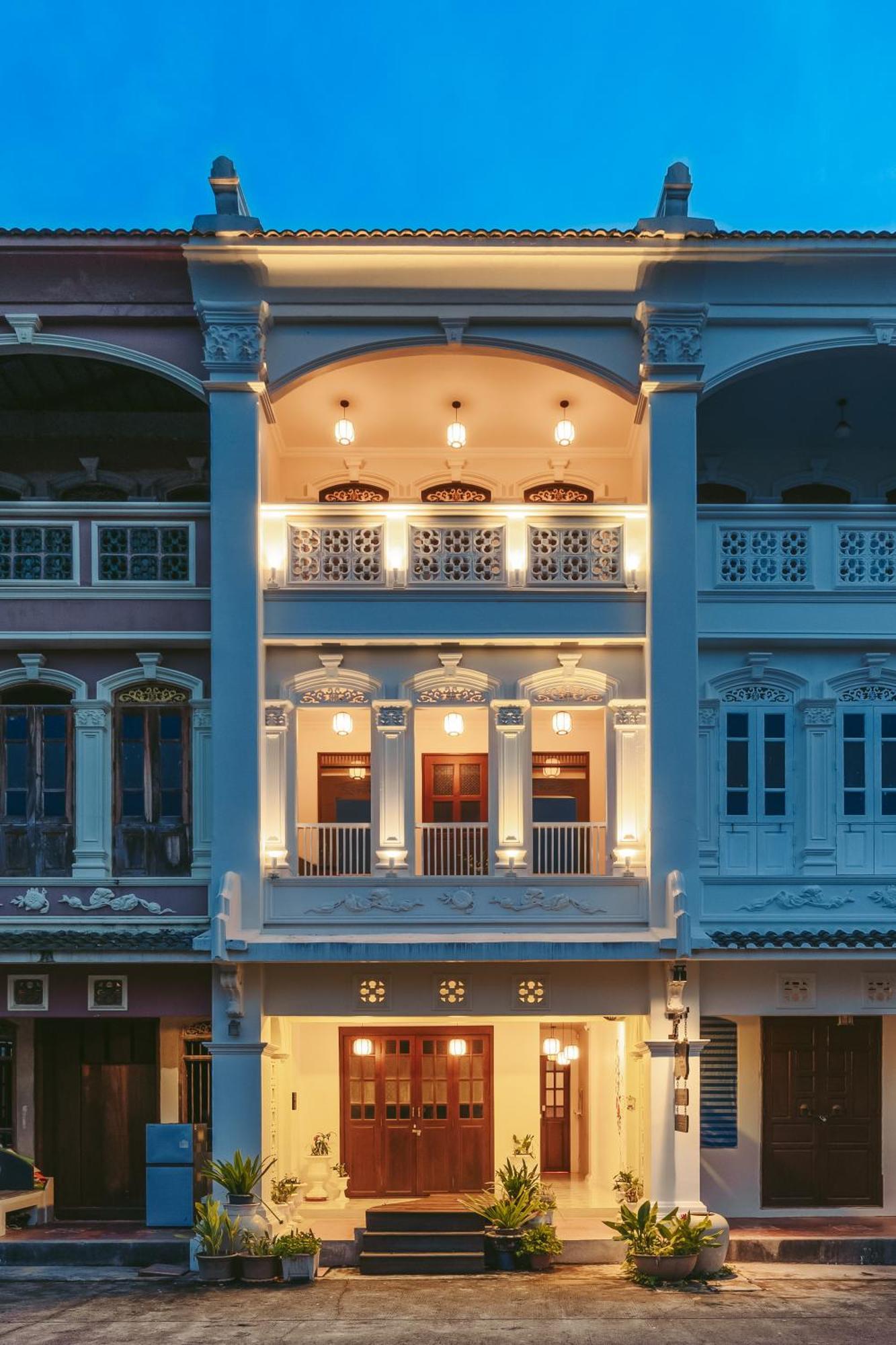Botan Boutique Hotel Patong Екстериор снимка